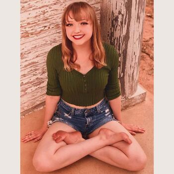 Full leaked Aleah lynn private onlyfans photo