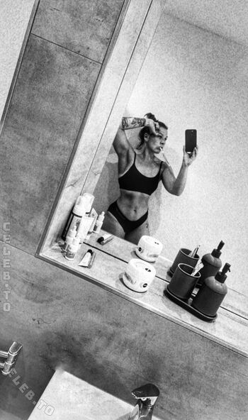 Full leaked Aleeeeena official private photo