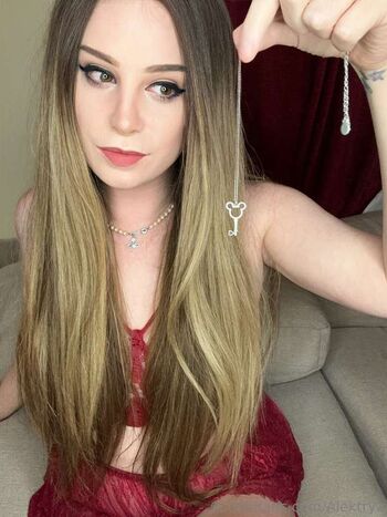 Full leaked Alektrya private onlyfans photo