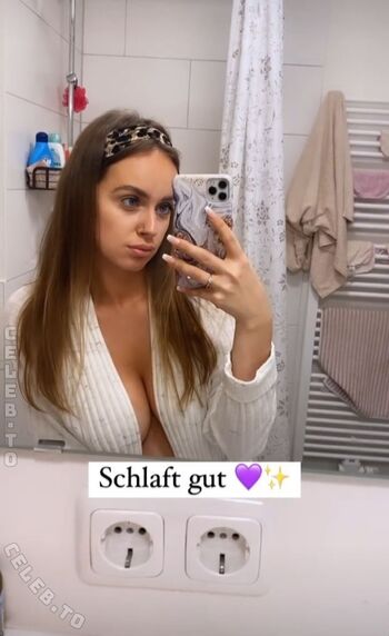 Full leaked Alena rmb private photo