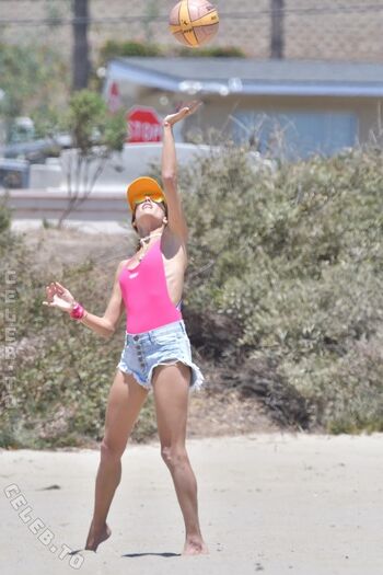 Full leaked Alessandra ambrosio private onlyfans photo