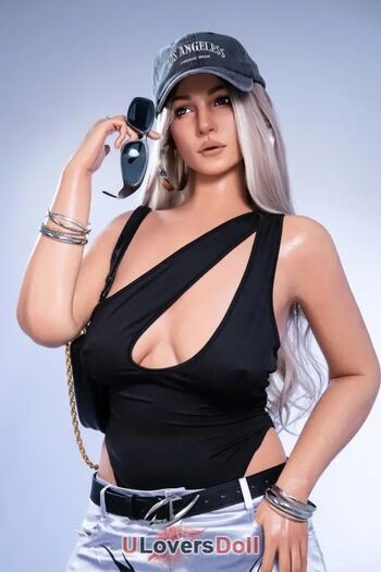 Full leaked Alessia doll private photo
