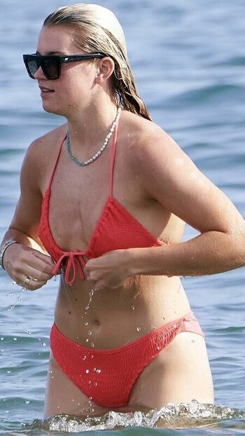 Full leaked Alessia russo private photo