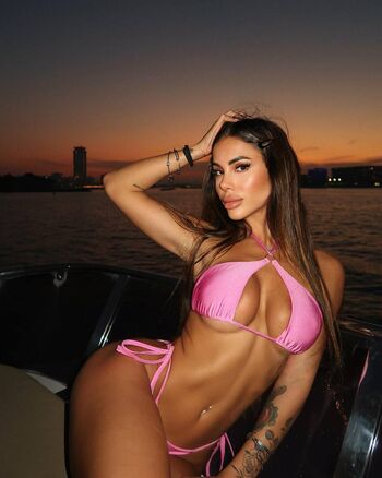 Full leaked Alessiacarlino private photo