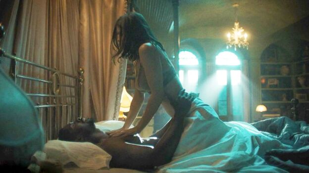 Full leaked Alex daddario private photo