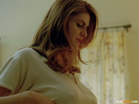 Full leaked Alex daddario private photo