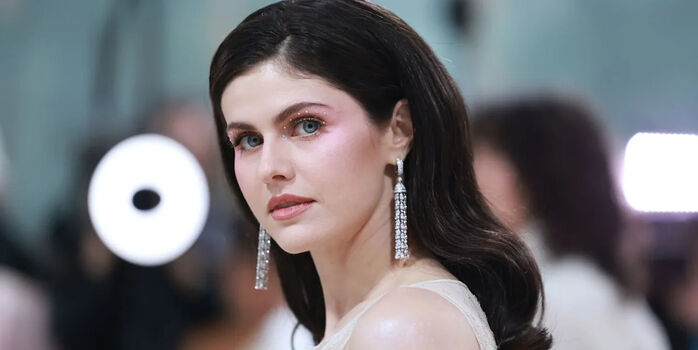 Full leaked Alex daddario private photo