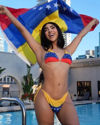 Full leaked Alex fox private onlyfans photo