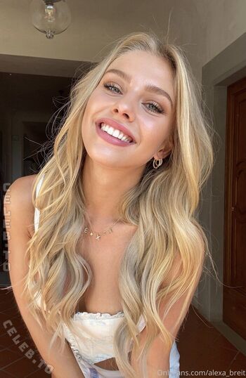 Full leaked Alexa breit private onlyfans photo