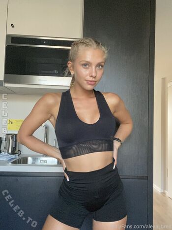 Full leaked Alexa breit private photo