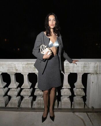 Full leaked Alexa chung private photo