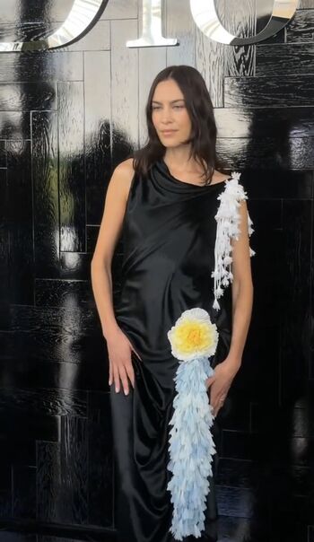 Full leaked Alexa chung page private photo