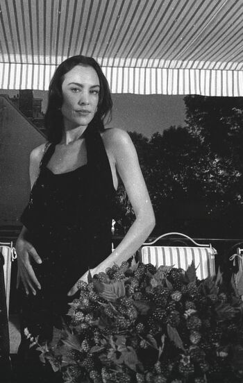 Full leaked Alexa chung private photo