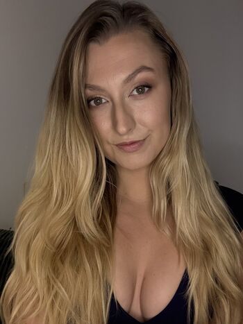 Full leaked Alexa grace page private onlyfans photo