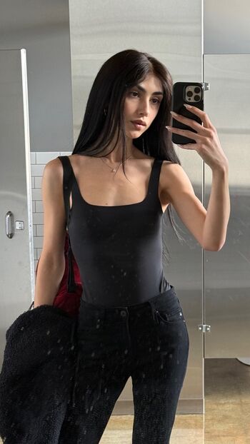 Full leaked Alexa mansour private photo