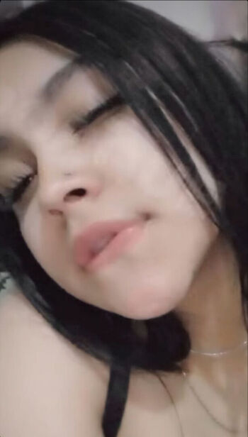 Full leaked Alexa vila private photo
