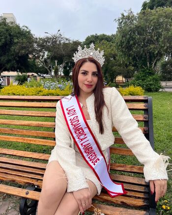 Full leaked Alexandra barturen bazan private photo