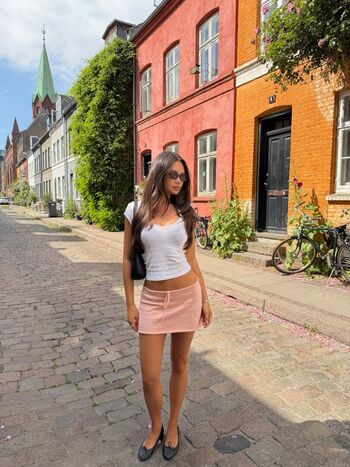 Full leaked Alexandra carlsson page private photo