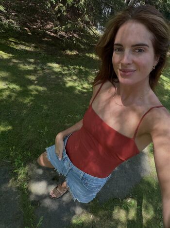 Alexandra Felstead