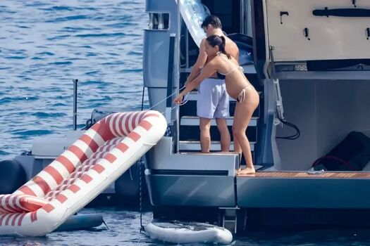 Full leaked Alexandra saint mleux private photo