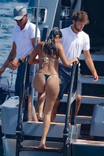 Full leaked Alexandra saint mleux private photo
