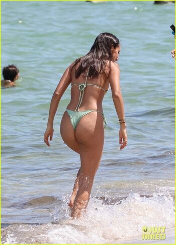 Full leaked Alexandra saint mleux private photo