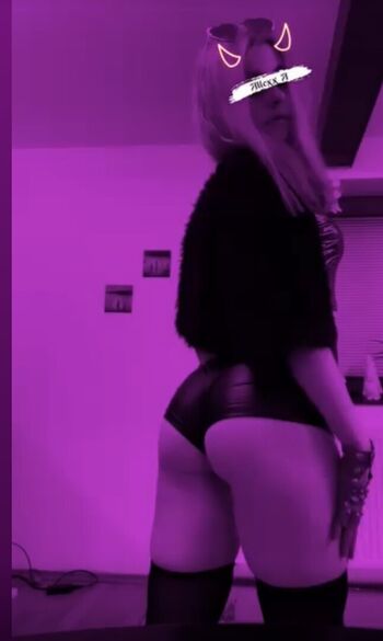 Full leaked Alexandra private photo