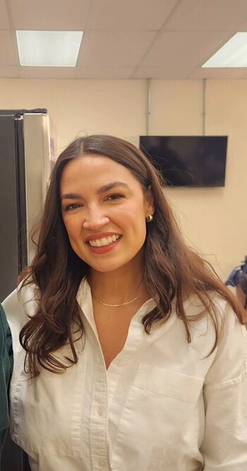 Full leaked Alexandria ocasio cortez page private photo