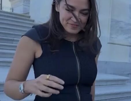 Full leaked Alexandria ocasio cortez private photo