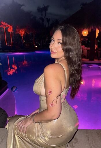 Full leaked Alexanicole private photo