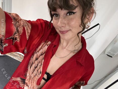 Full leaked Alexia burns private photo