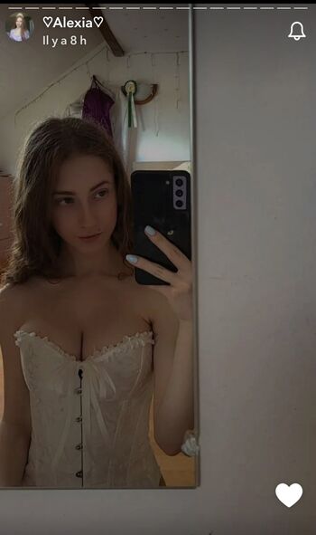 Full leaked Alexiaadu private photo