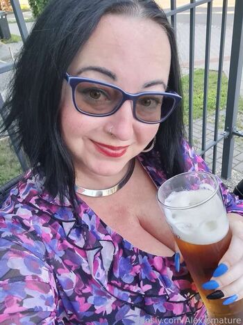 Full leaked Alexiemature private onlyfans photo