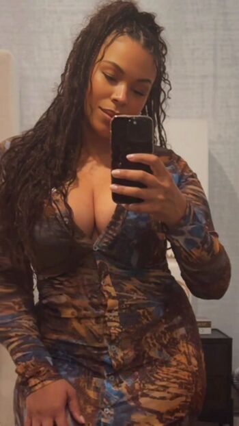 Full leaked Alexis fields private onlyfans photo