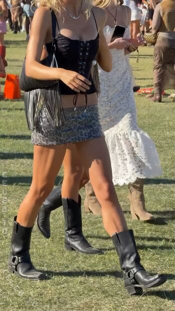 Full leaked Alexis ren private onlyfans photo