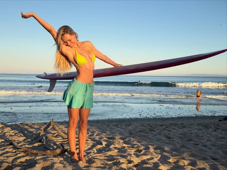 Full leaked Alexis ren private photo