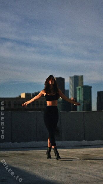 Full leaked Alexis ren private photo
