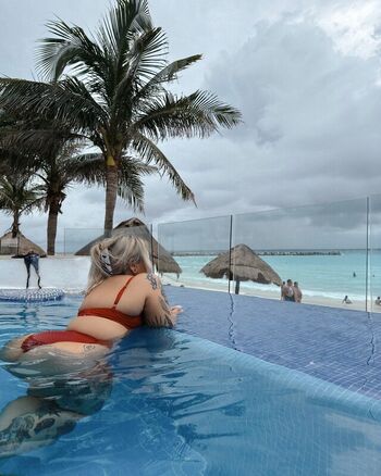 Full leaked Alexis whitford private photo