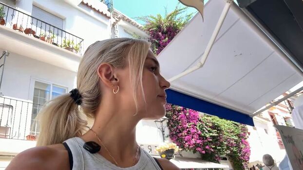 Full leaked Alexissh private onlyfans photo