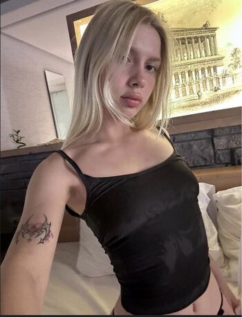 Full leaked Aleyna tilki page private photo
