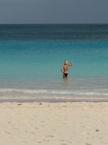 Full leaked Ali larter  page private onlyfans photo