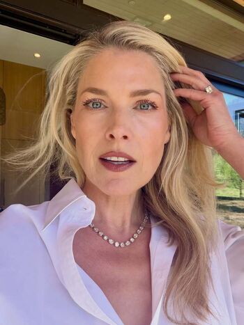 Full leaked Ali larter private photo