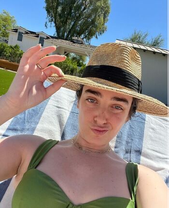 Full leaked Ali macofsky private photo