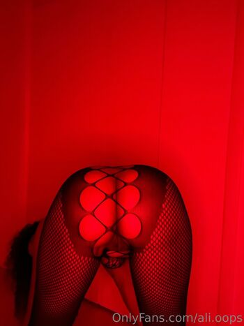 Full leaked Ali ooopss page private onlyfans photo