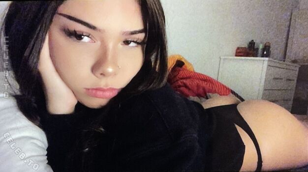 Full leaked Aliia private onlyfans photo