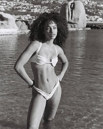 Full leaked Aliana king page private onlyfans photo