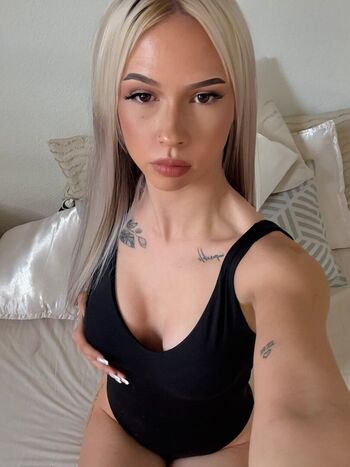 Full leaked Aliaviktoriaa private onlyfans photo
