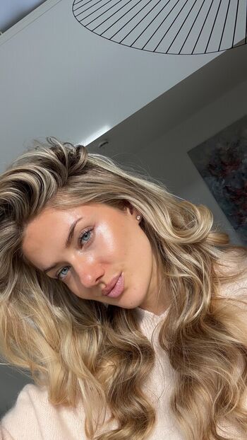 Full leaked Alica schmidt page private onlyfans photo