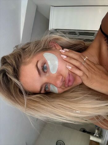 Full leaked Alica schmidt private photo