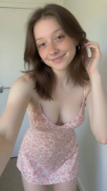Full leaked Alice plumpy private photo